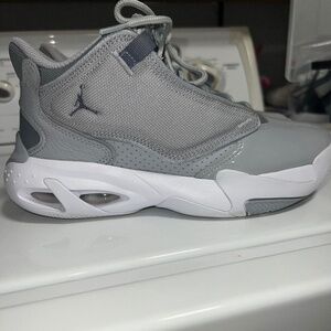 Jordan Max Aura 4 shoes